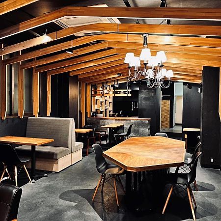 Namba Guesthouse Hive Oszaka Kültér fotó
