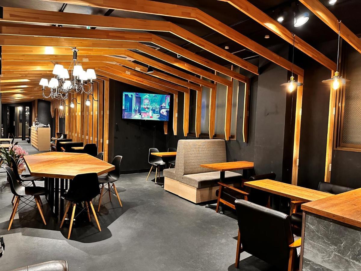 Namba Guesthouse Hive Oszaka Kültér fotó