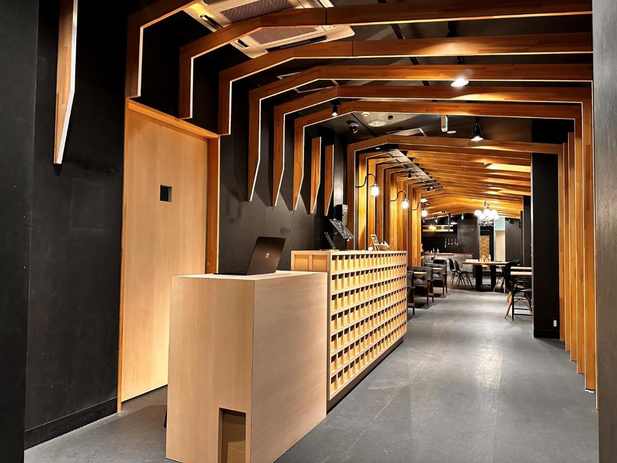 Namba Guesthouse Hive Oszaka Kültér fotó
