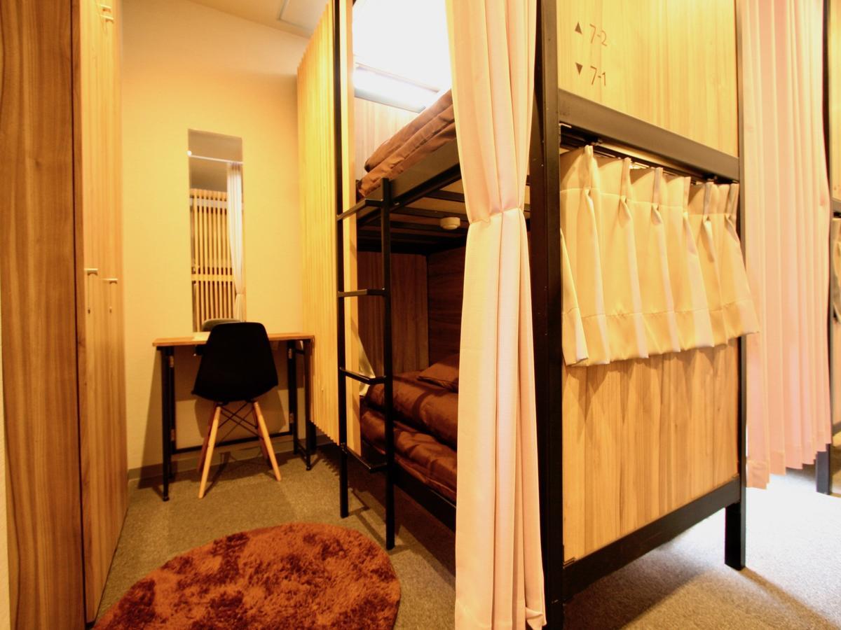 Namba Guesthouse Hive Oszaka Kültér fotó