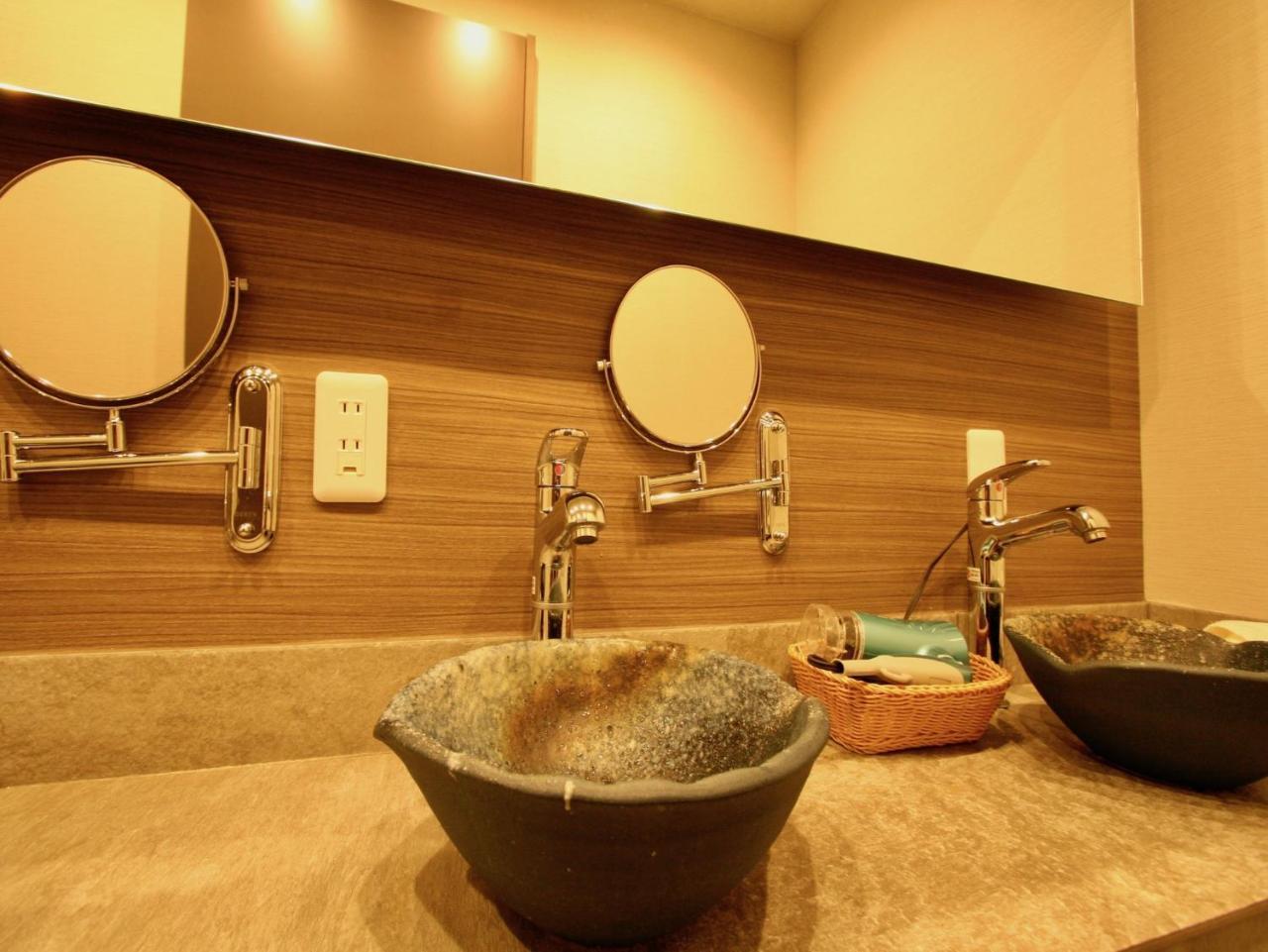 Namba Guesthouse Hive Oszaka Kültér fotó