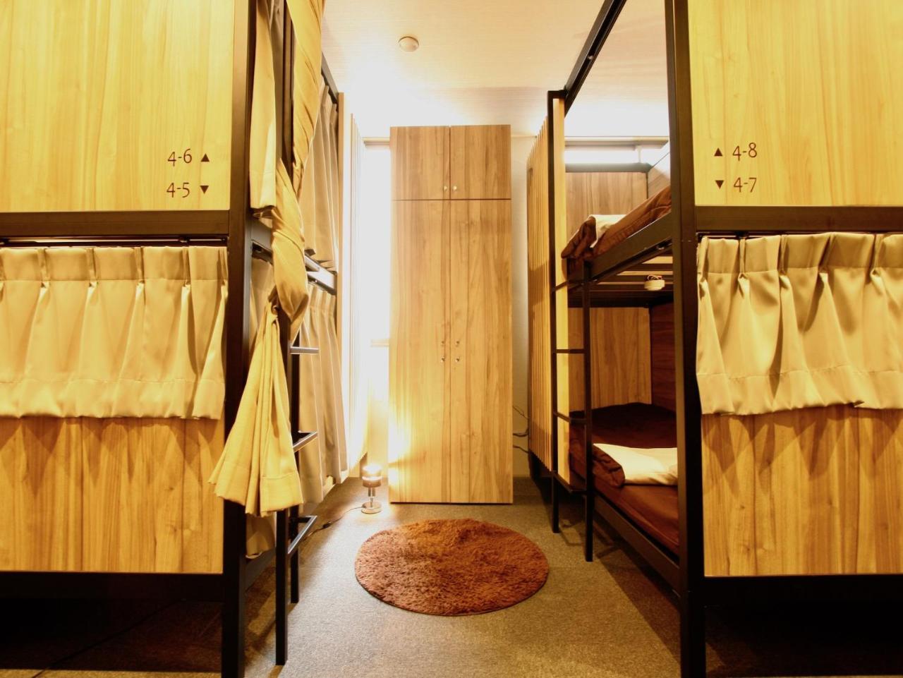 Namba Guesthouse Hive Oszaka Kültér fotó