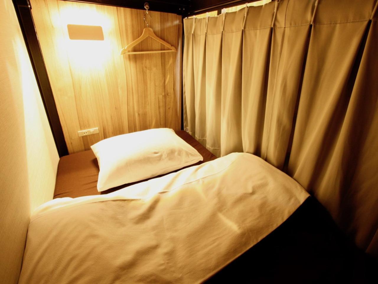 Namba Guesthouse Hive Oszaka Kültér fotó